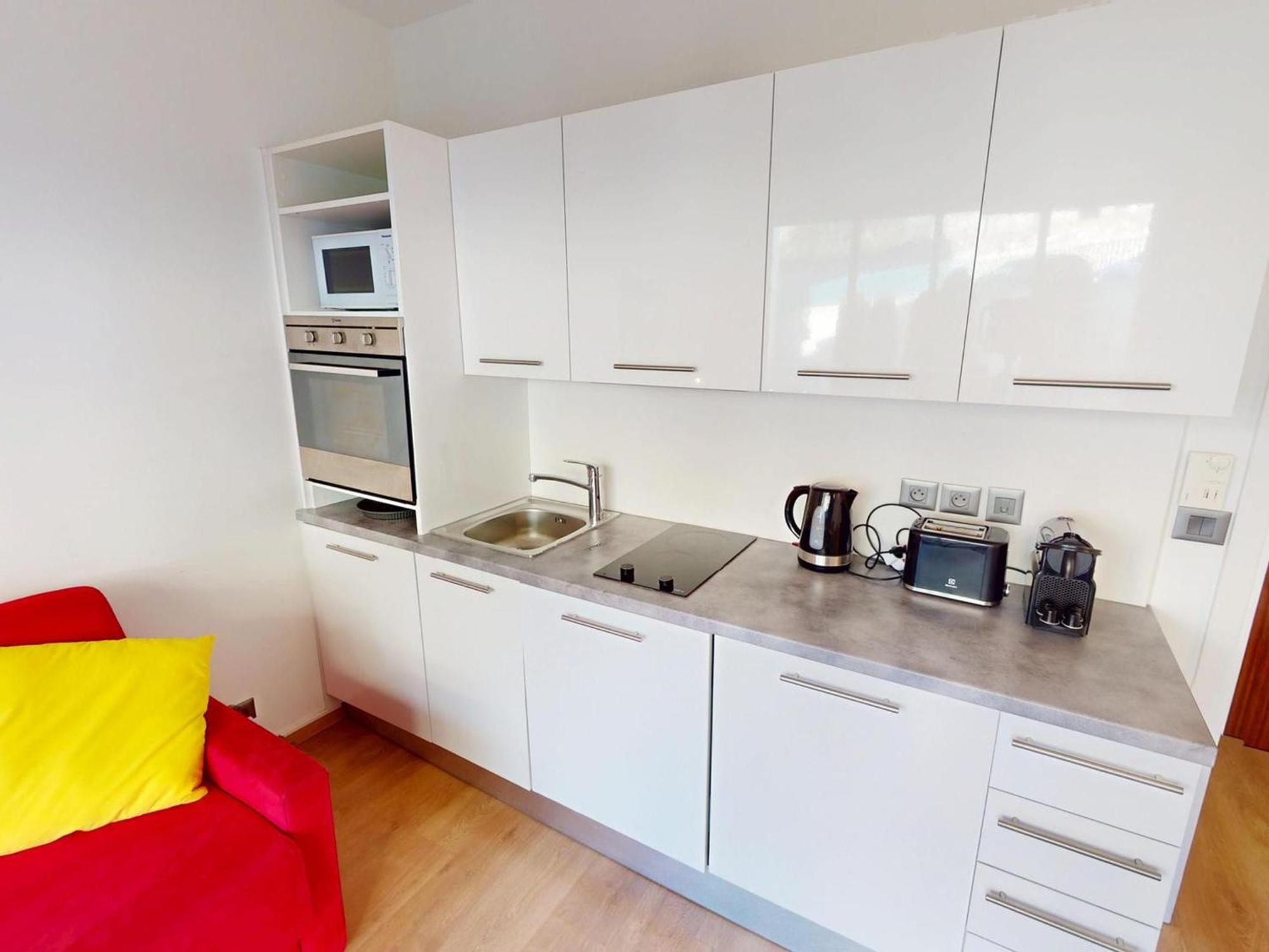 Climatise Avec Terrasse Et Wifi Proche Plages A - Fr-1-196-377 Appartement